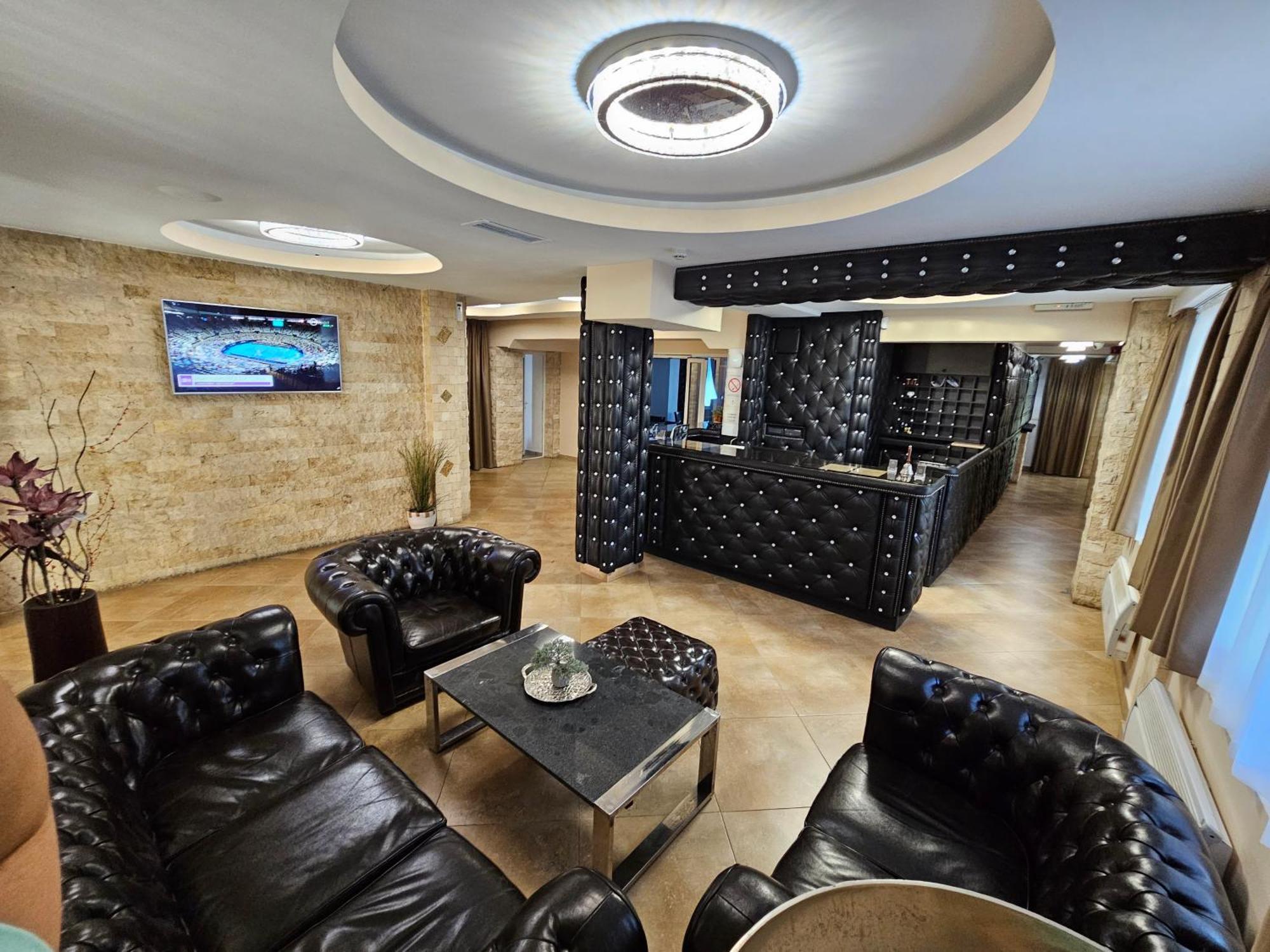 Olympic Wellness & Spa Hotel Belgrad Exterior foto
