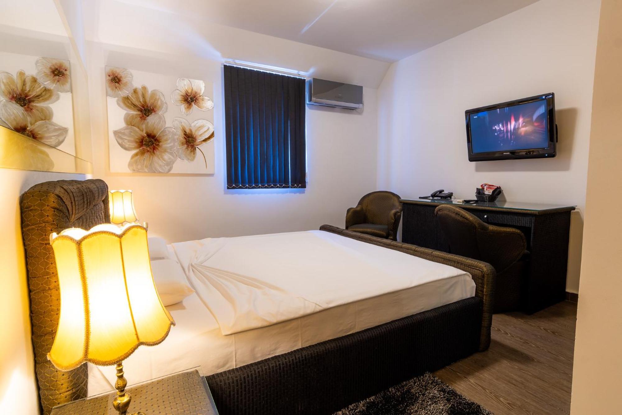 Olympic Wellness & Spa Hotel Belgrad Exterior foto